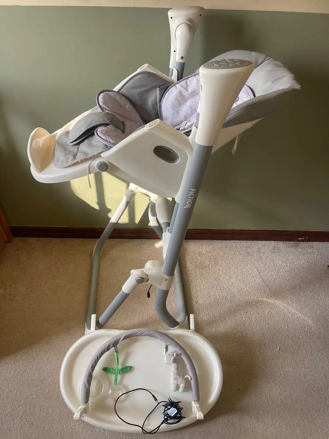 صندلی غذا تابلو فیکشن|تخت و صندلی بچه|تهران, سردارجنگل|دیوار