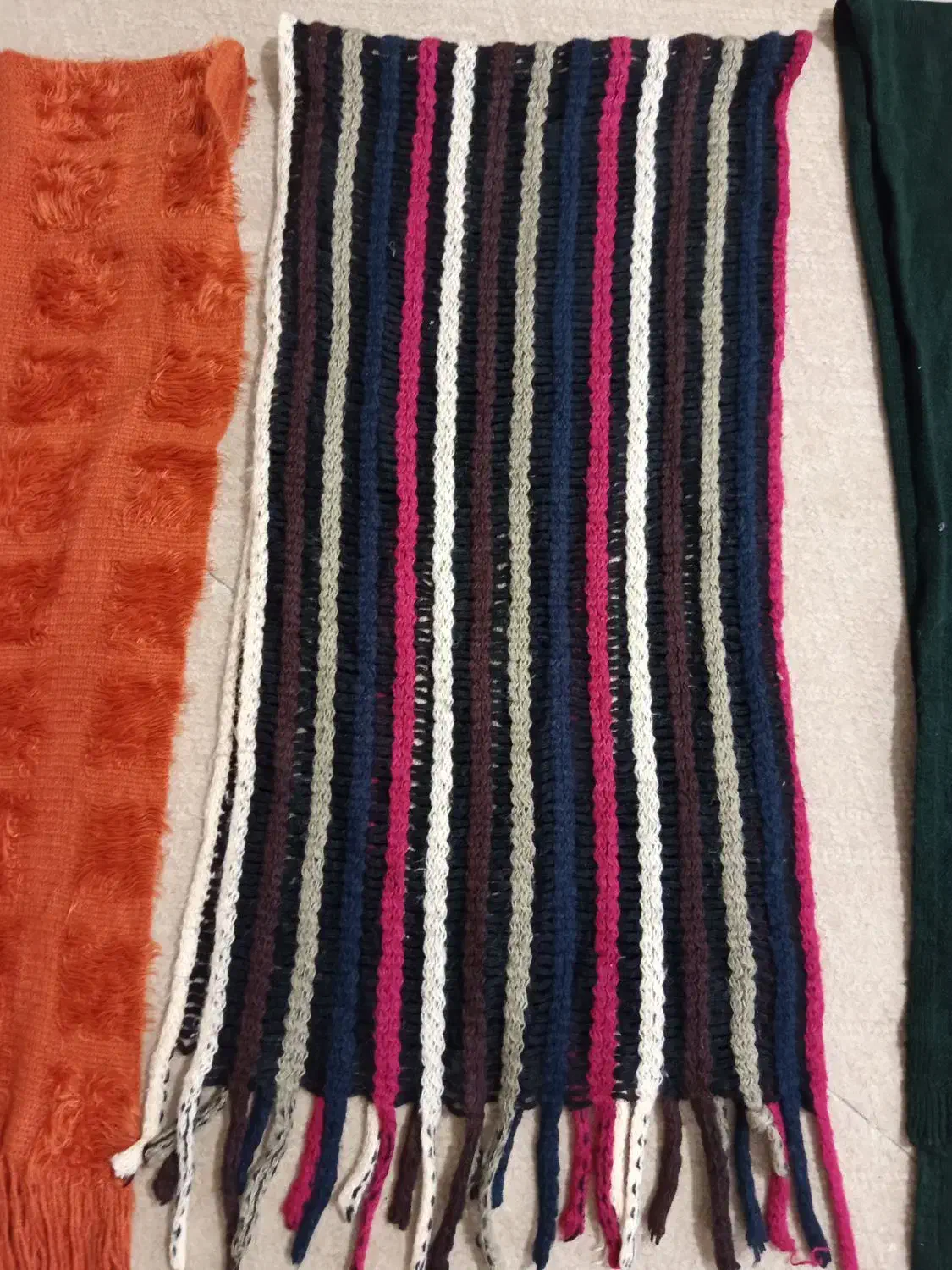 چند عدد شال زمستانی|لباس|کرمانشاه, |دیوار