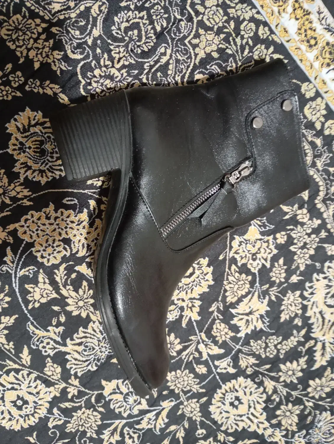 کفش ملی|کیف، کفش، کمربند|یاسوج, |دیوار