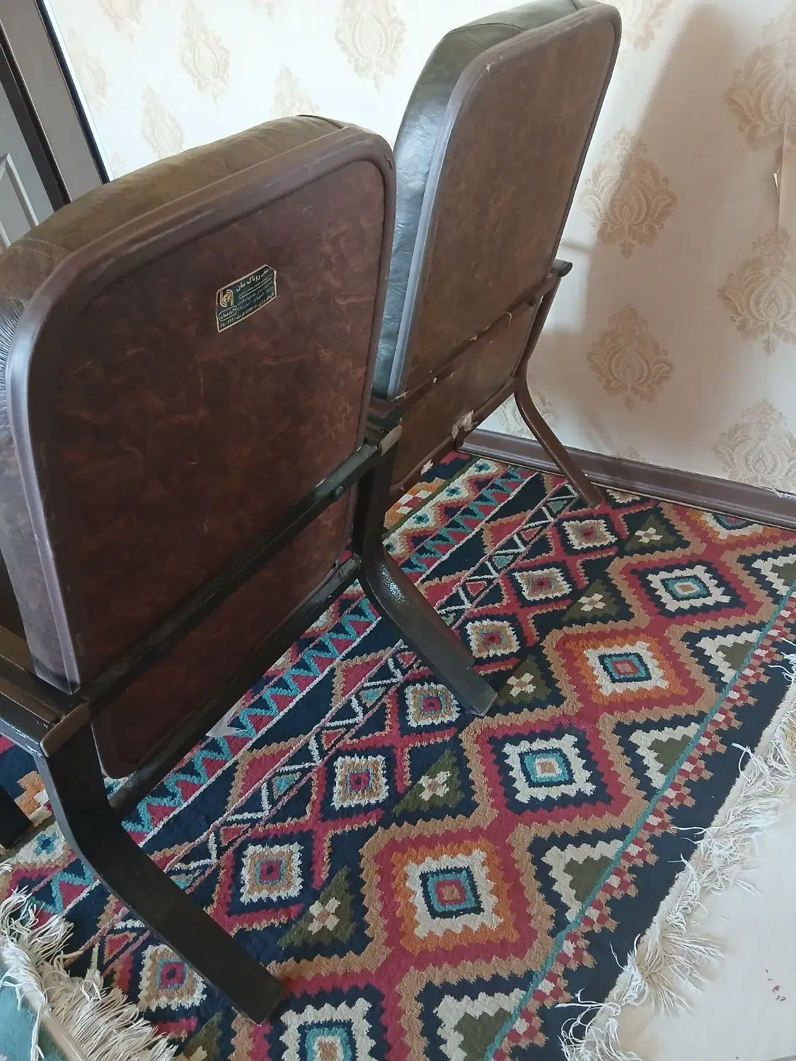 صندلی میز تحریر|صندلی و نیمکت|گلبهار, شهر جدید گلبهار|دیوار