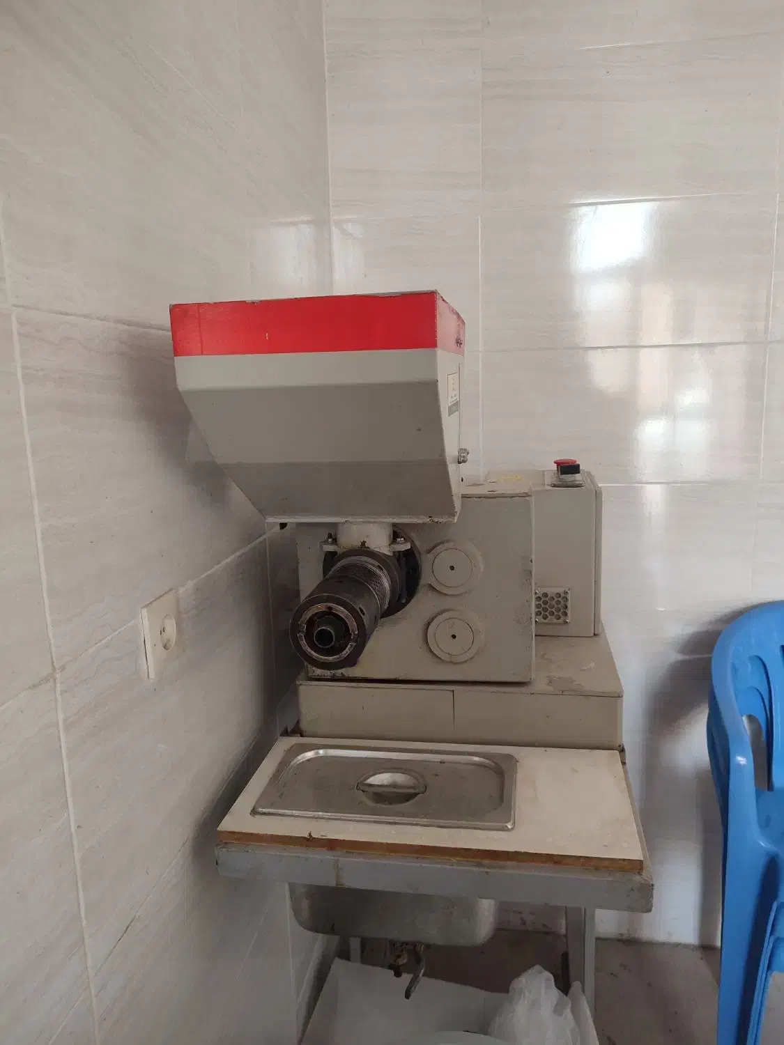 دستگاه روغن گیری پرس سرد kk 20 آلمانی در حدنو|فروشگاه و مغازه|اهواز, اهواز|دیوار