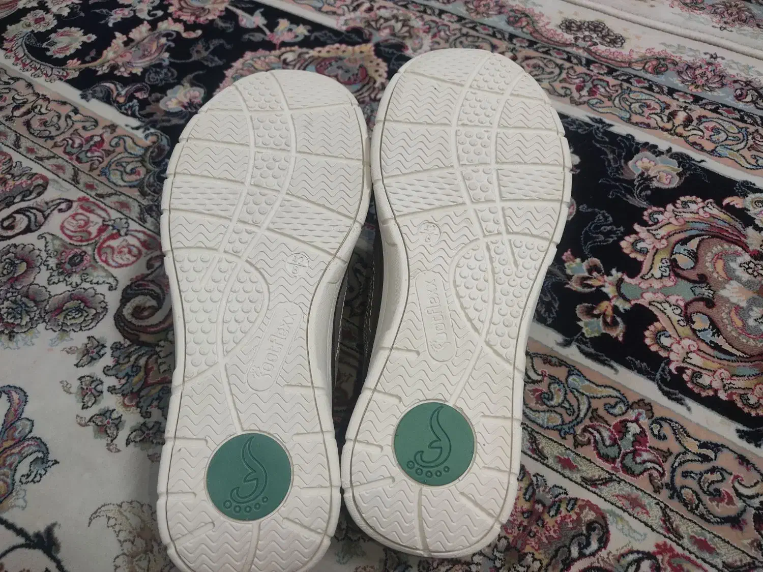 کفش کتونی صندل|کیف، کفش، کمربند|قم, چهار مردان|دیوار