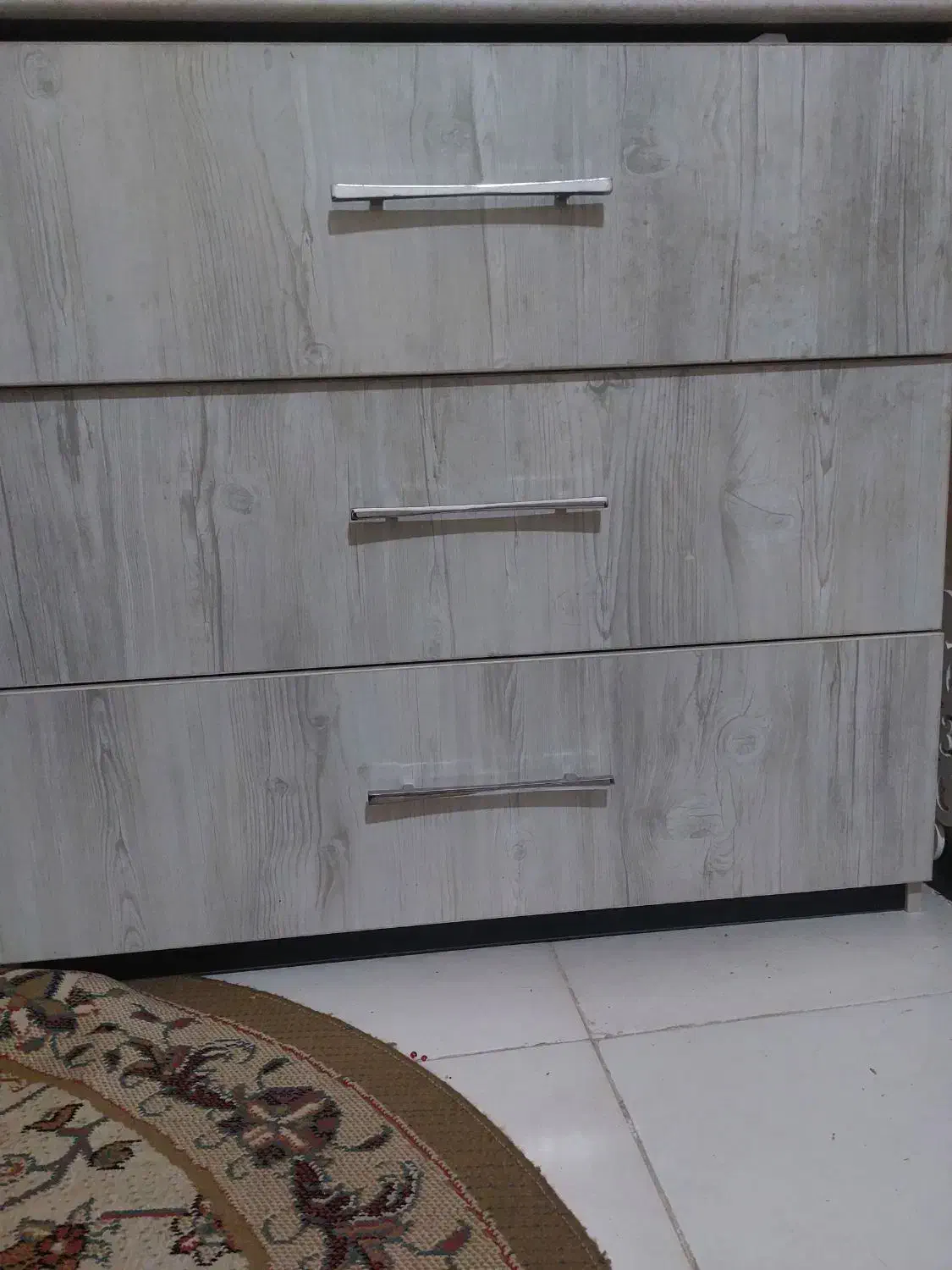 دراور ۳ کشو|جاکفشی، کمد، دراور|دماوند, گیلاوند|دیوار