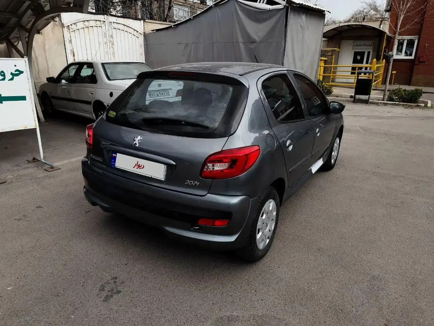 پژو ۲۰۷|خودرو سواری و وانت|مشهد, گوهرشاد|دیوار