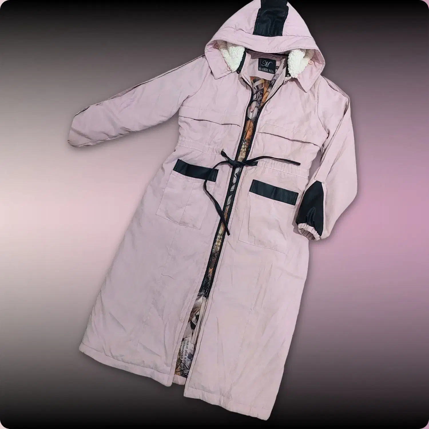 پالتو|لباس|کبودرآهنگ, |دیوار