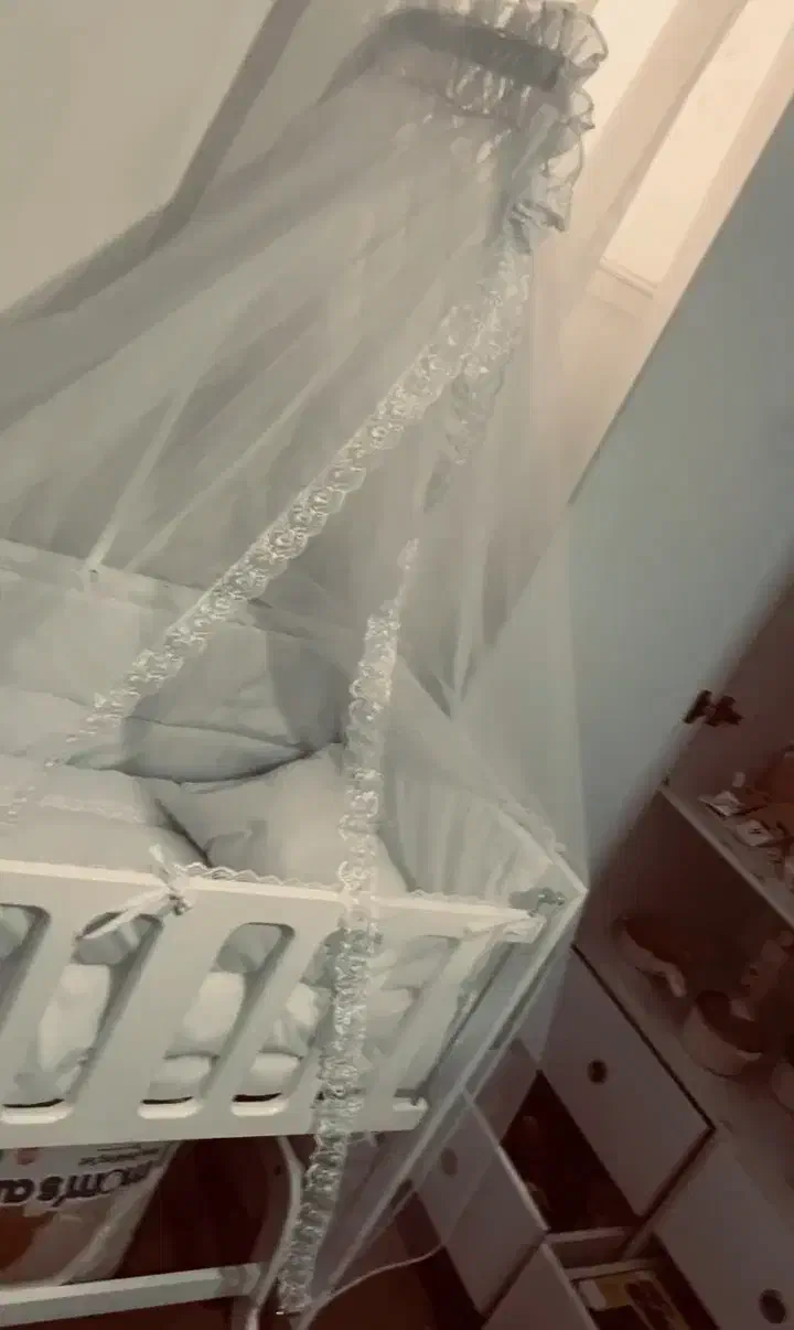 تخت|تخت و صندلی بچه|کرج, دهقان ویلا|دیوار