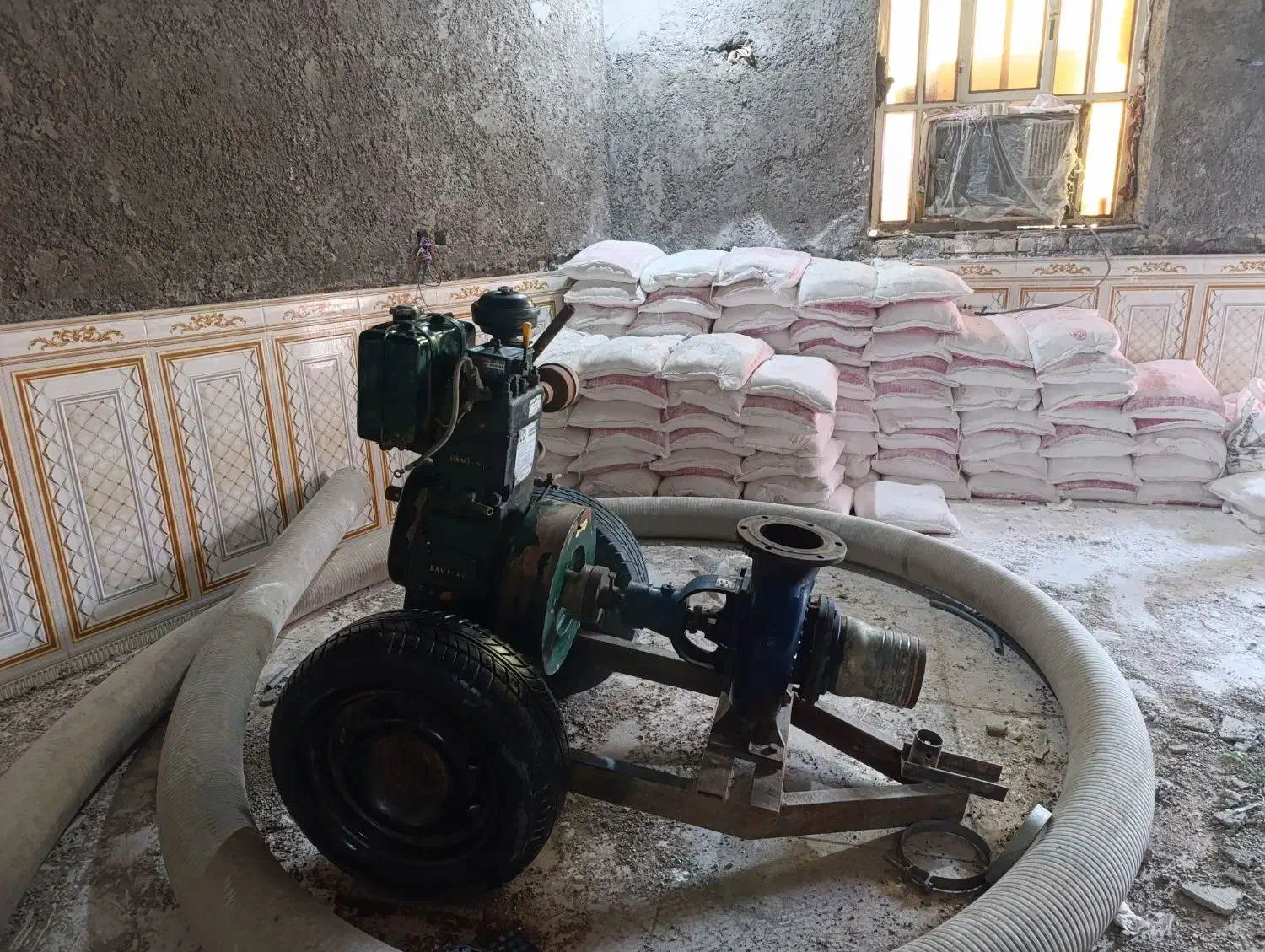 پمپ 6اینج تمیز|ماشینآلات صنعتی|حمیدیه, |دیوار