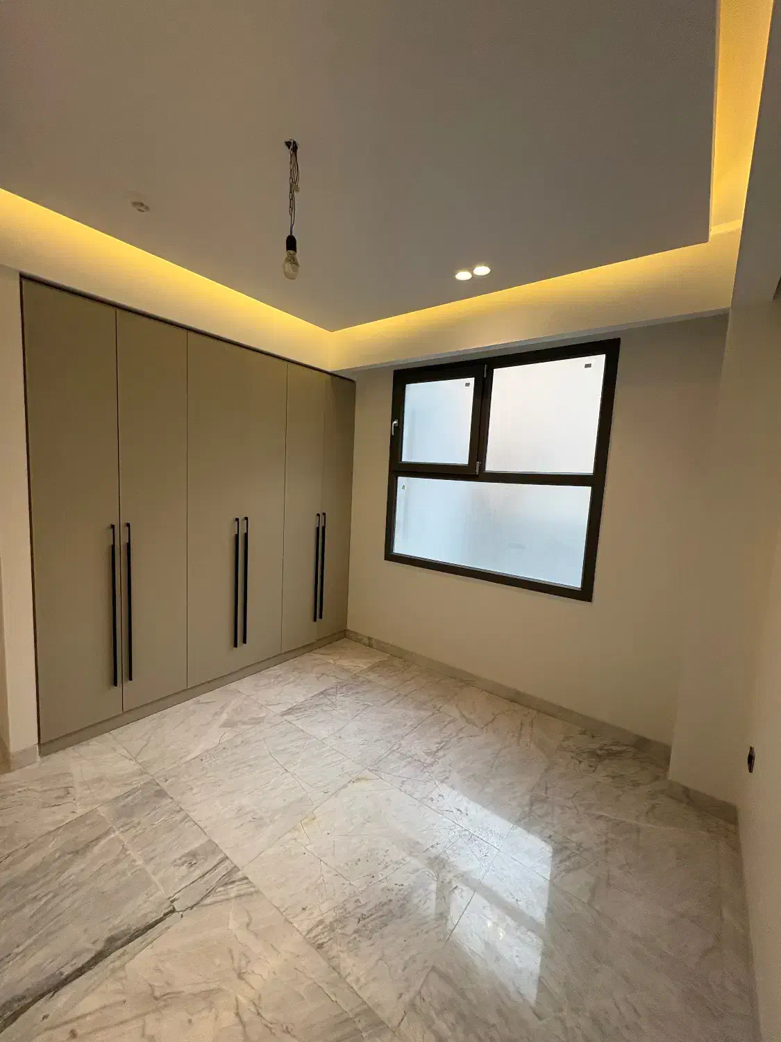 ۱۱۵ متر ۲ خواب کلید نخورده ژورنالی/ میدان ۵۰