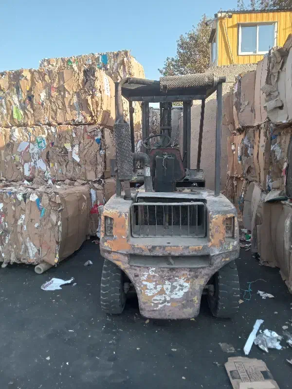 خریدار کارتن،کتاب،دفترنایلون وآهن|عمده‌فروشی|کرج, حصارک پایین|دیوار