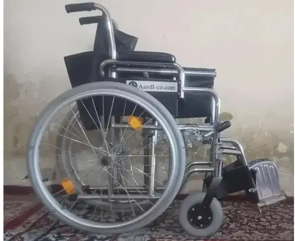 معلول هستم عصا و ویلچر|آرایشی، بهداشتی، درمانی|میاندوآب, |دیوار