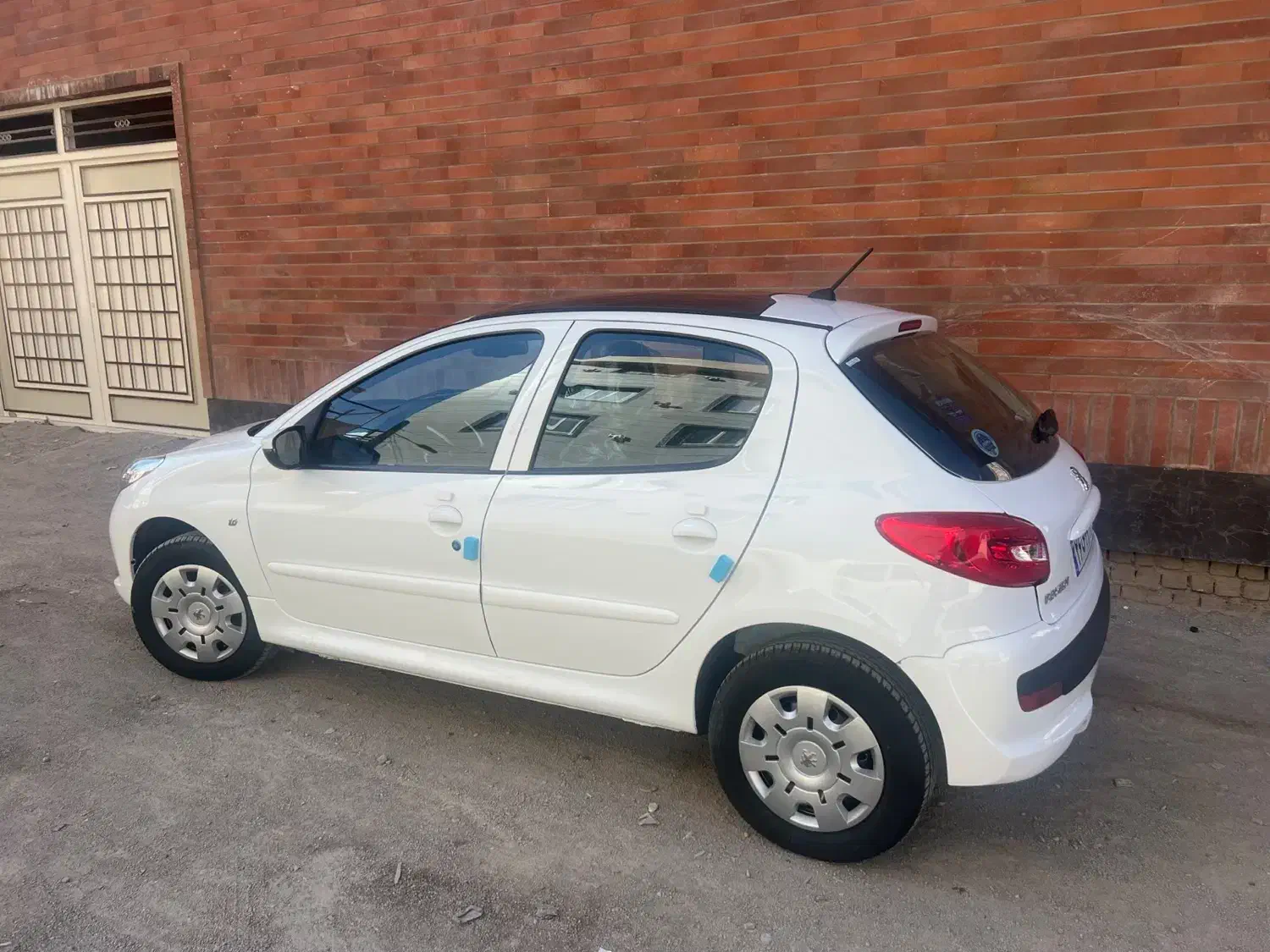 207|خودرو سواری و وانت|خرم‌آباد, |دیوار