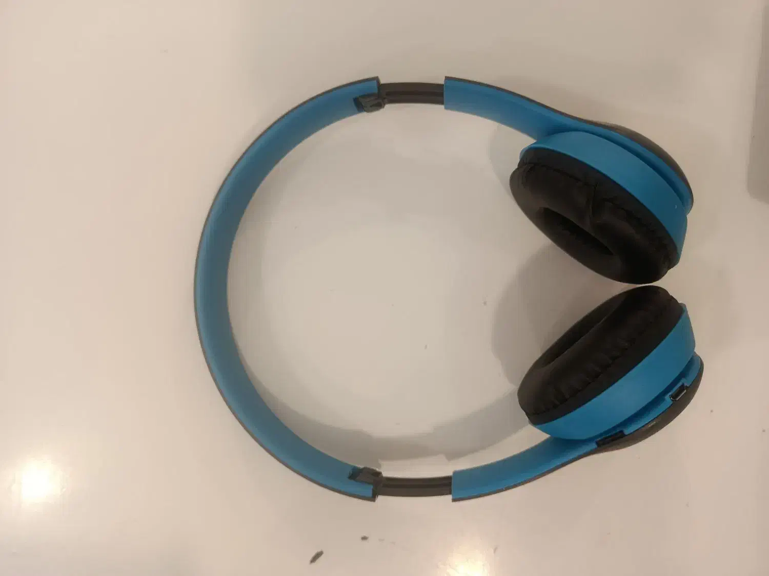 هدفون اف ۱۴|لوازم جانبی موبایل و تبلت|میانه, |دیوار