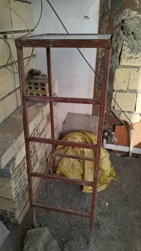 چهار پایه|صندلی و نیمکت|کرمانشاه, |دیوار