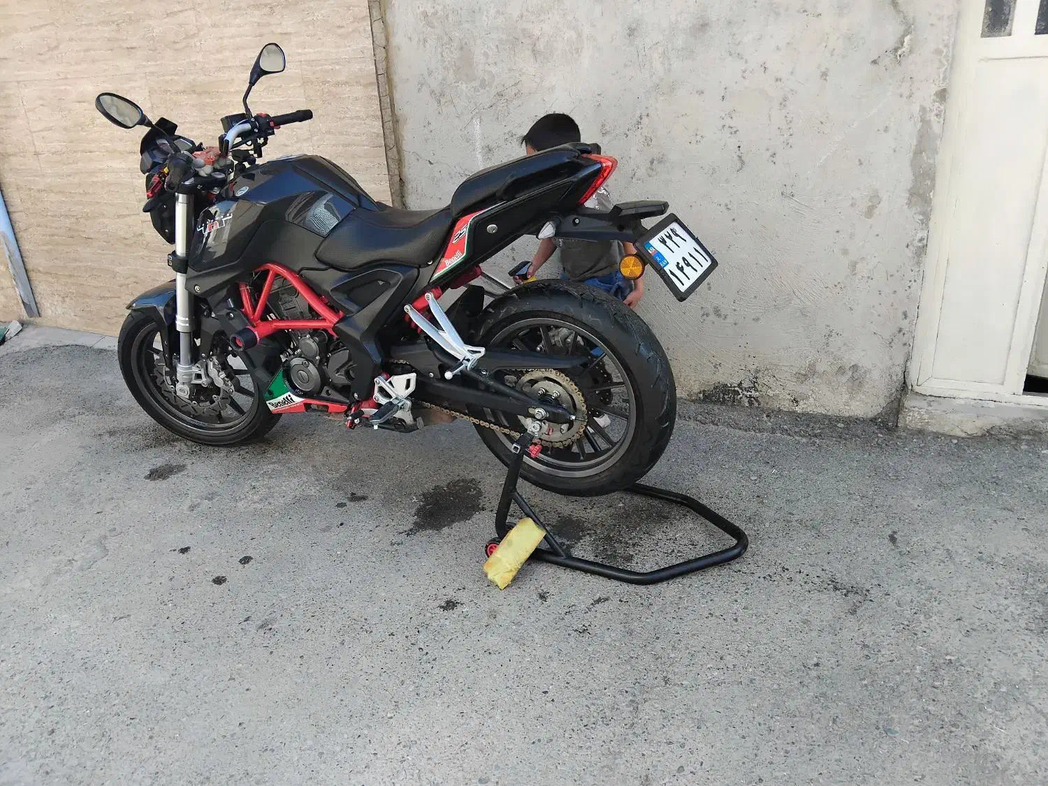 بنلی ۲۵۰ سالم|موتورسیکلت|محمدشهر, جعفرآباد|دیوار