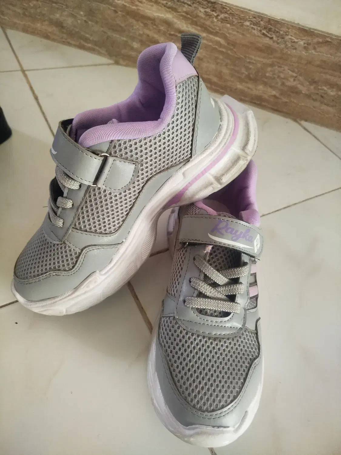 کفش اسپرت و کفش زنانه|کیف، کفش، کمربند|بیرجند, |دیوار