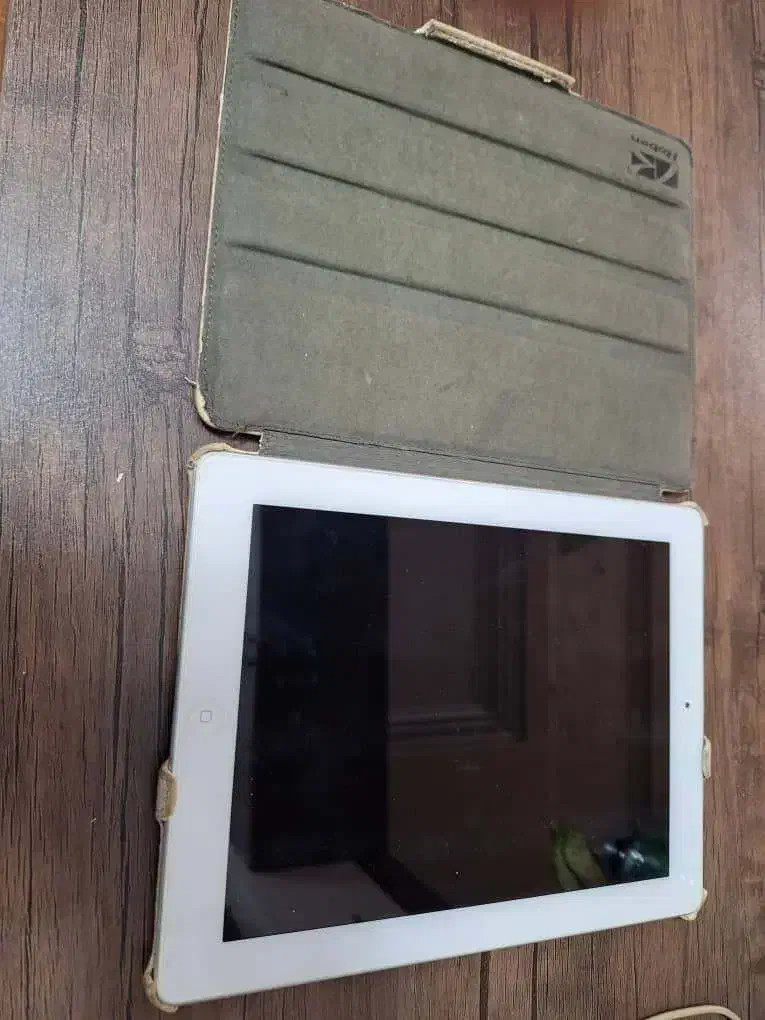 آیپد ۲|تبلت|رشت, چله خانه|دیوار