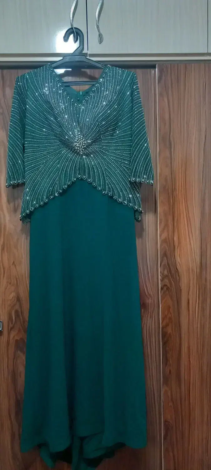 لباس مجلسی|لباس|خسروشاه, |دیوار