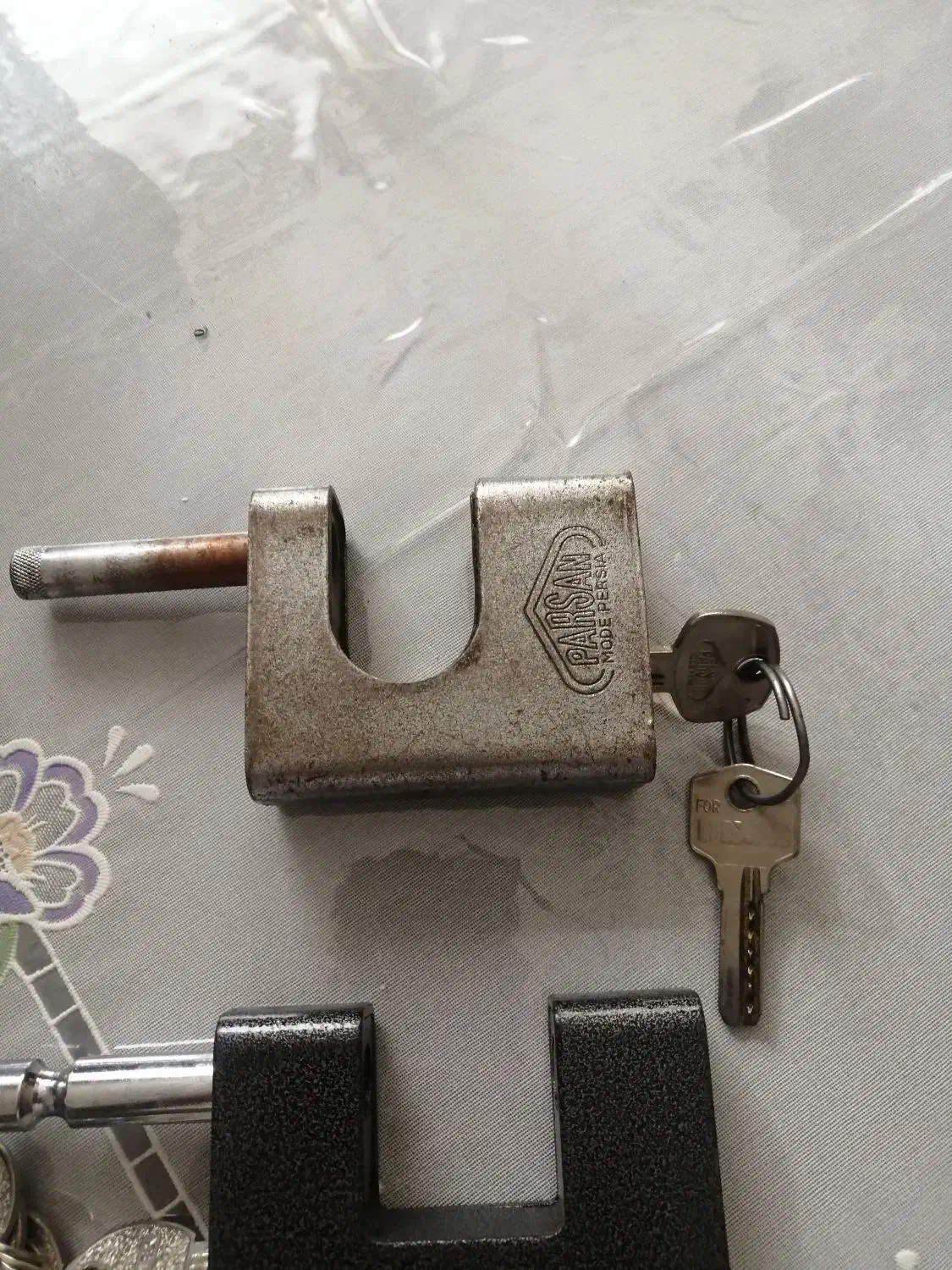 قفل کتابی|ابزارآلات|سبزوار, قاضی زاد|دیوار