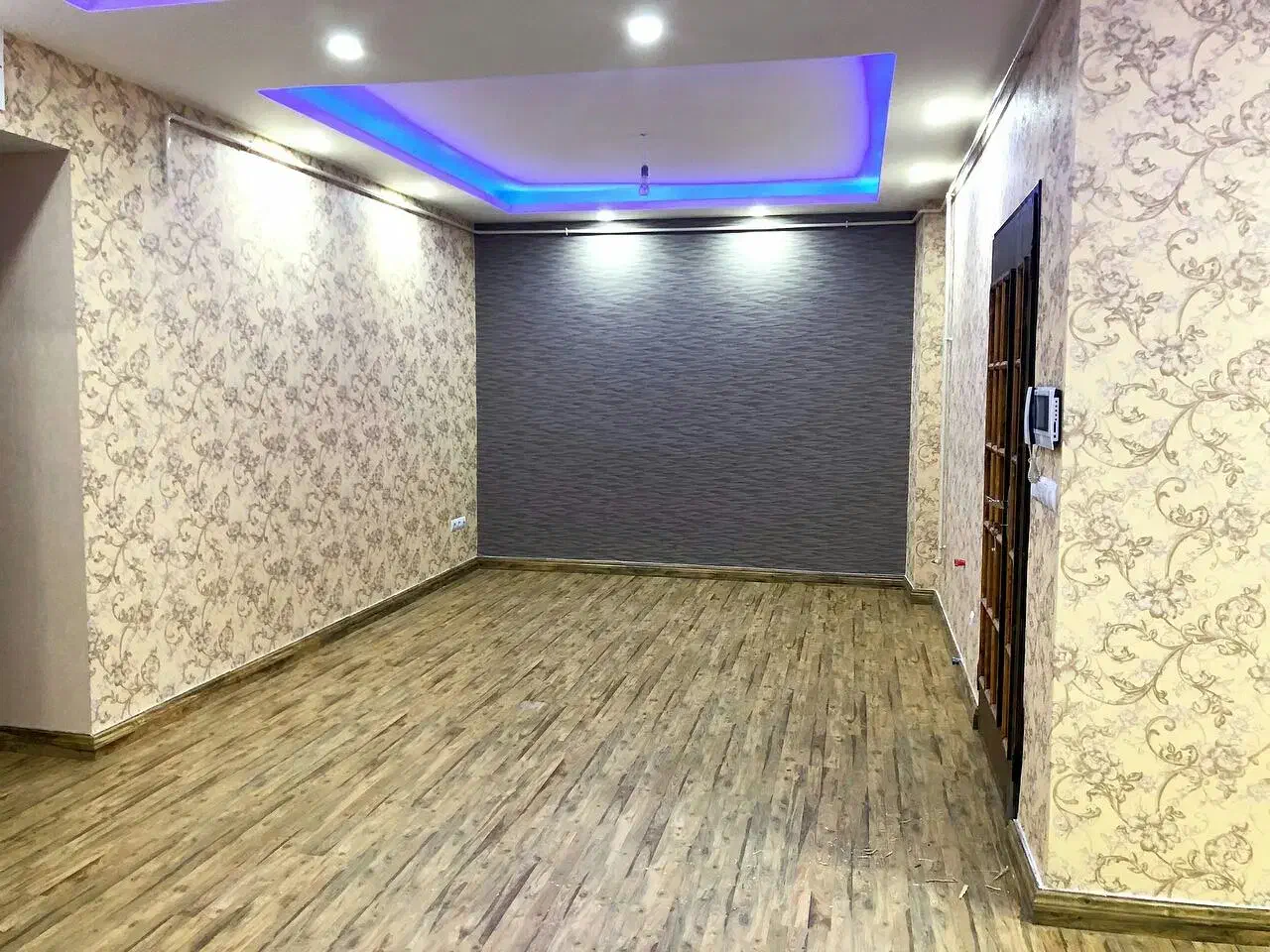 فروش کاغذ دیواری|مصالح و تجهیزات ساختمان|مریوان, |دیوار