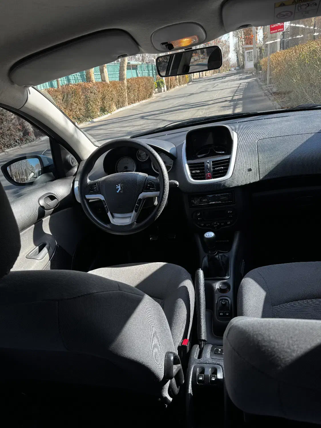 پژو ۲۰۷ دنده ای مدل 1402 در حد|خودرو سواری و وانت|کرج, گلشهر|دیوار