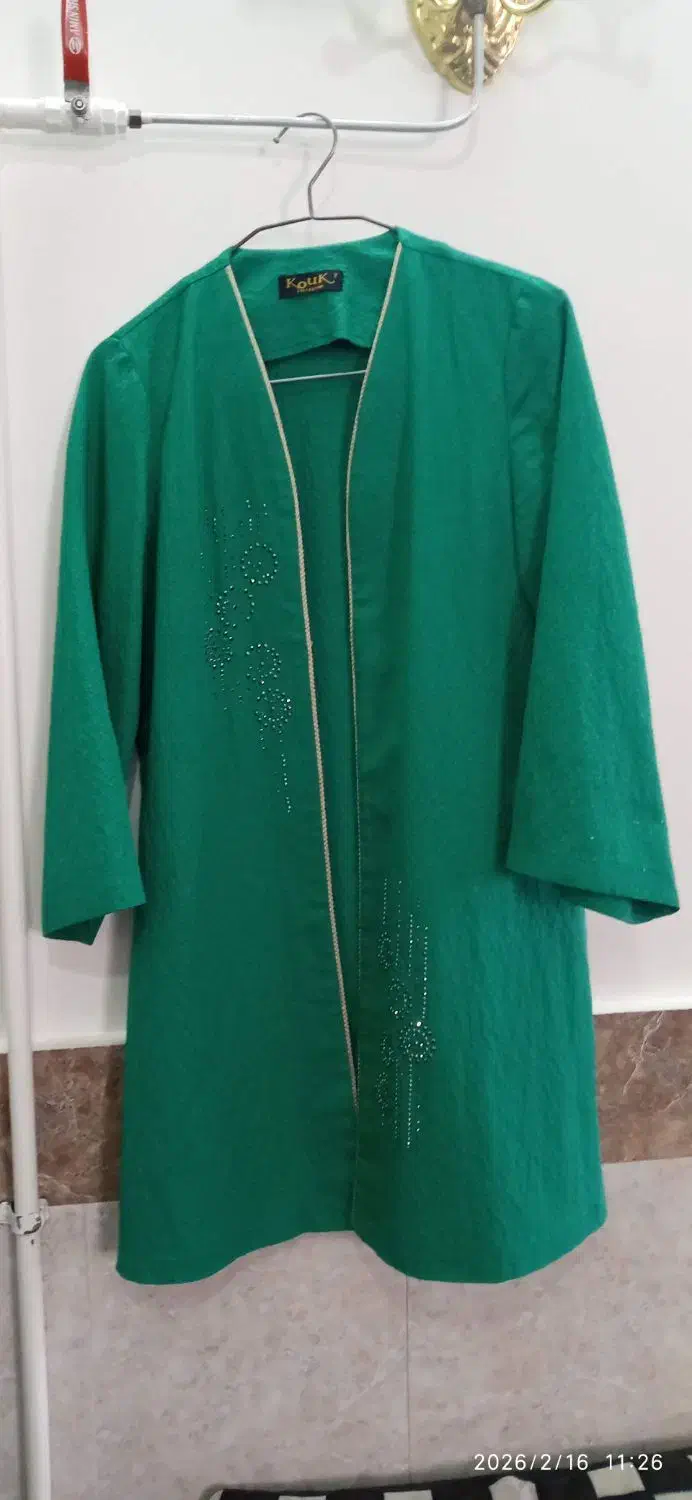 مانتو|لباس|بروجرد, |دیوار