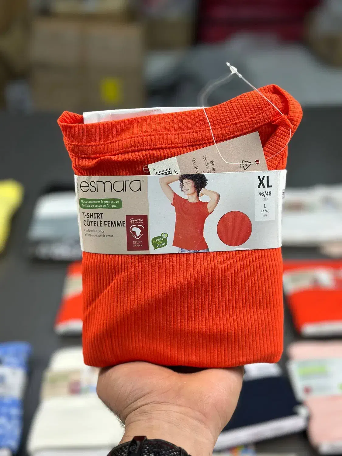 استخدام فروشنده آنلاین|لباس|آذرشهر, |دیوار