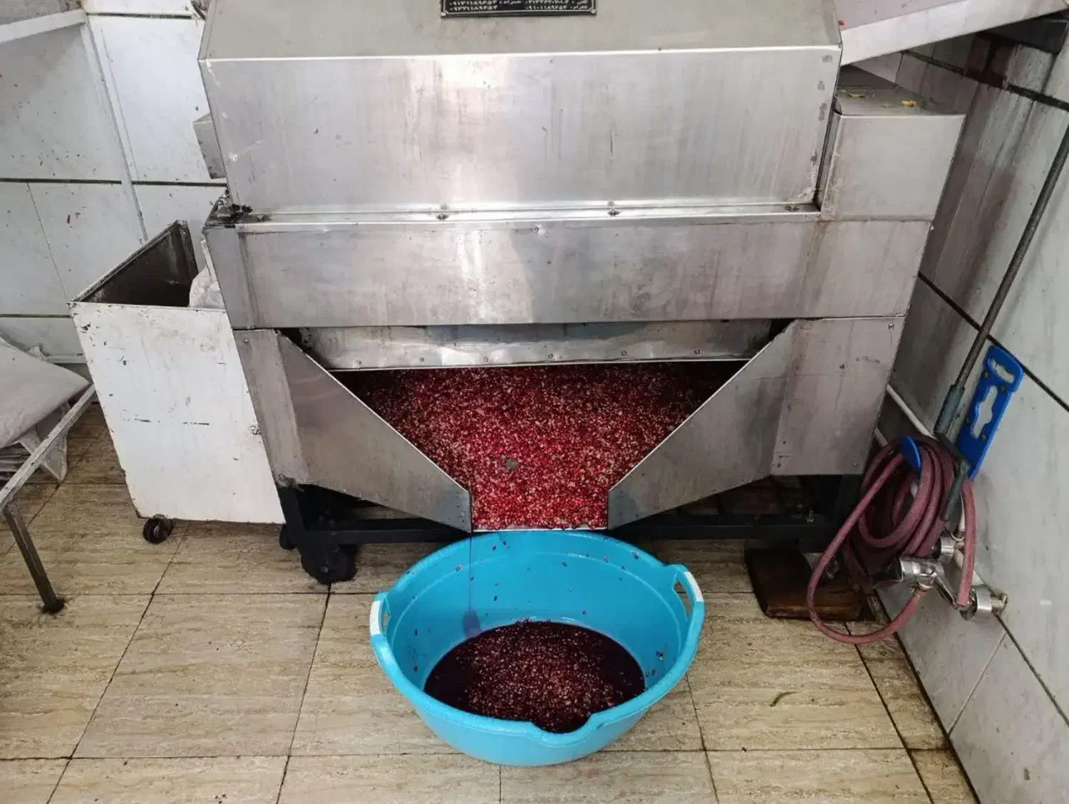 آب انارگیری|کافیشاپ و رستوران|اصفهان, ارداجی|دیوار