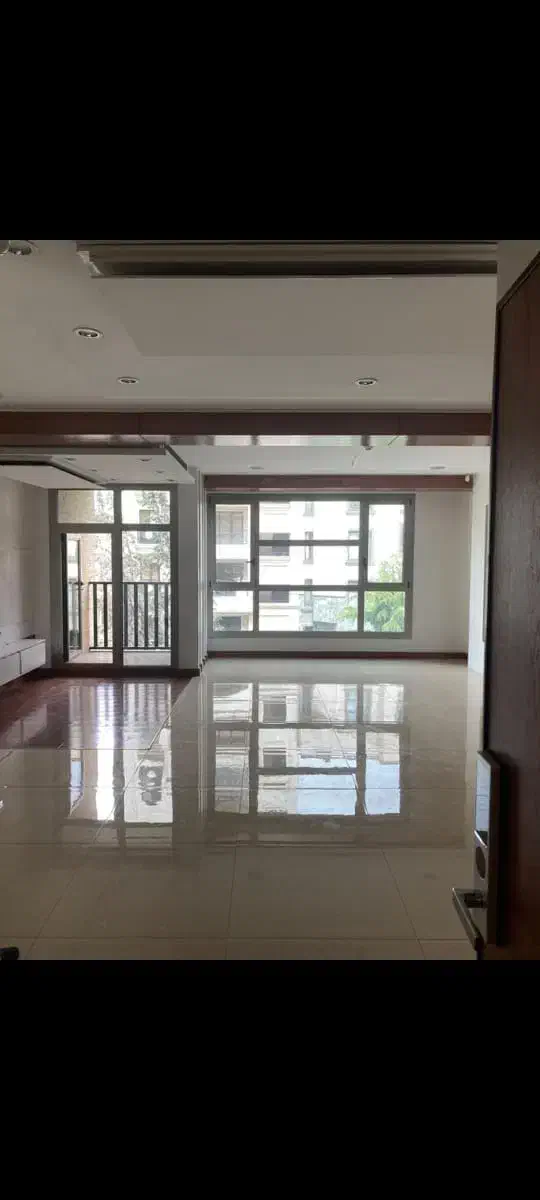 آپارتمان ۱۴۰ متری/مهماندوست/ویو مشجر|فروش آپارتمان|تهران, کامرانیه|دیوار