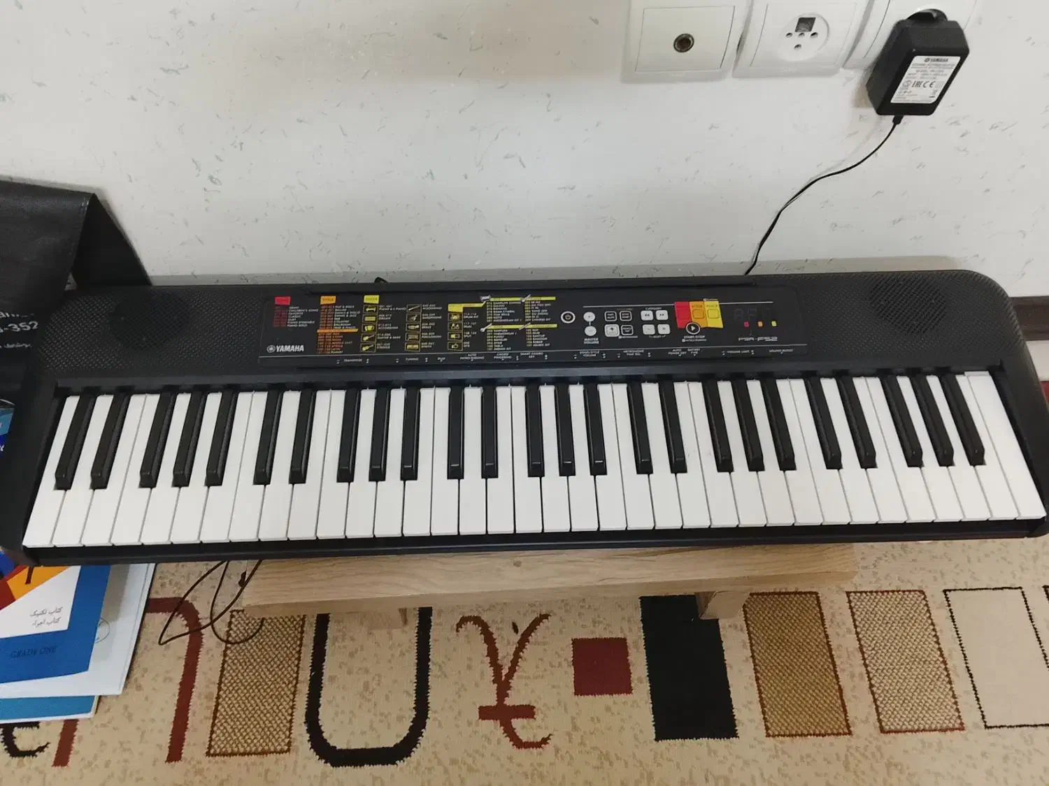پیانو (ارگ) دیجیتالی YAMAHA PSR-F52|پیانو، کیبورد، آکاردئون|سمنان, |دیوار