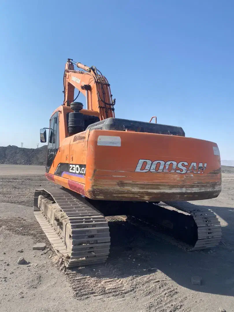 بیل دوسان ۲۳۰|خودرو سنگین|خمینیشهر, |دیوار