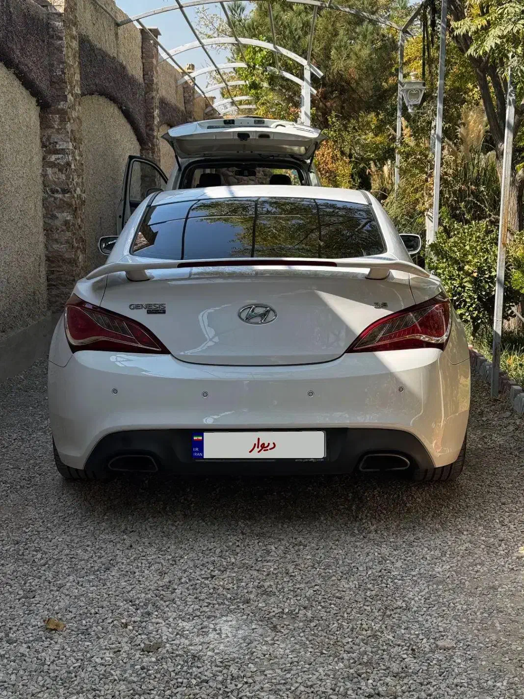 جنسیس کوپه ۲۰۱۳ کلکسیونی|خودرو سواری و وانت|اصفهان, مسجد مصلی|دیوار