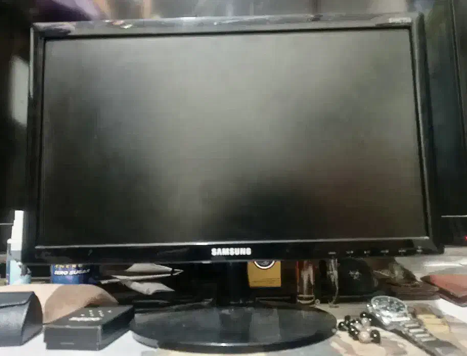 مانیتور سامسونگ ۱۹|قطعات و لوازم جانبی رایانه|تهران, عبدل‌آباد|دیوار