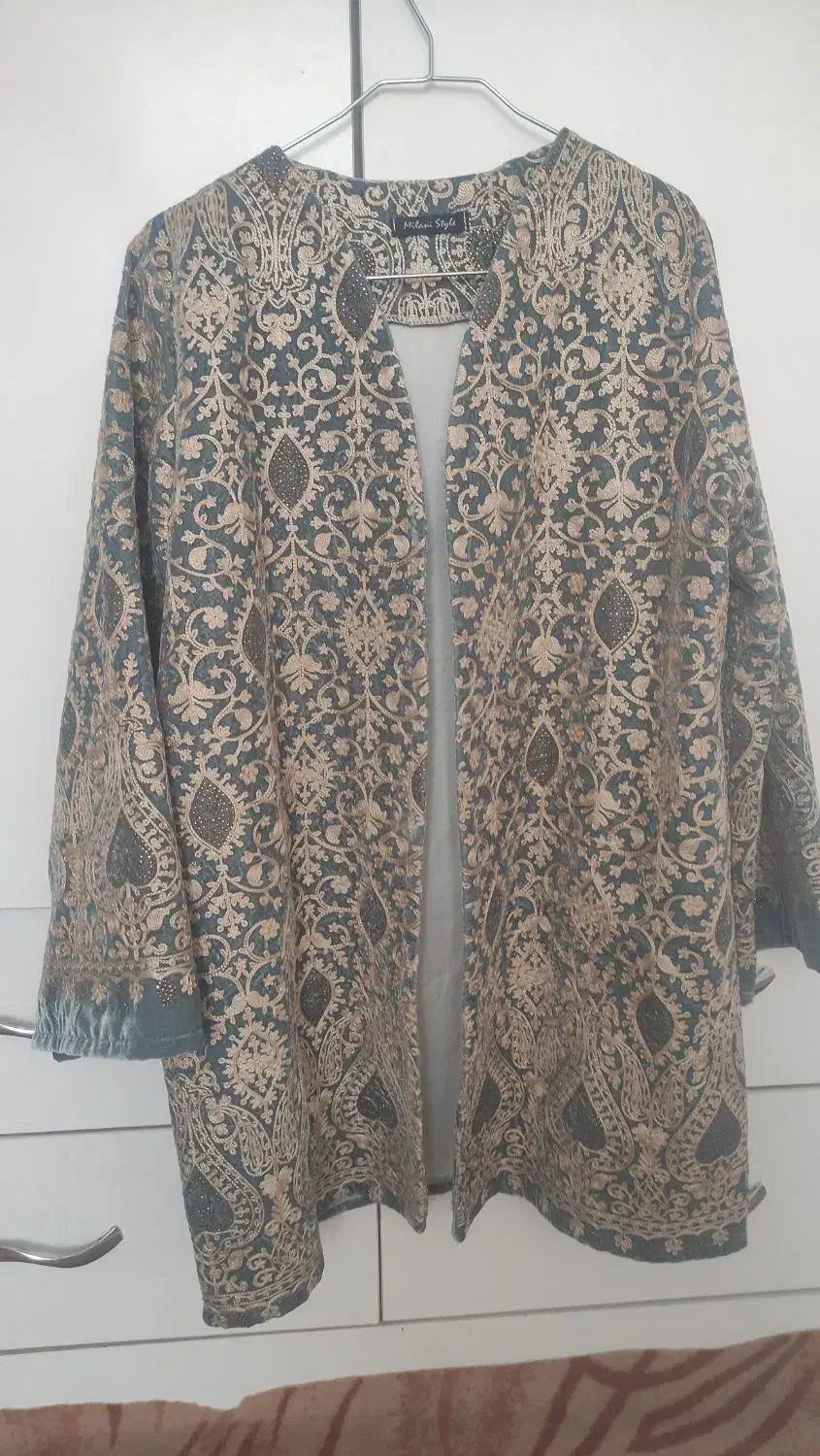 کت مخمل سوزندوزی|لباس|فلاورجان, |دیوار