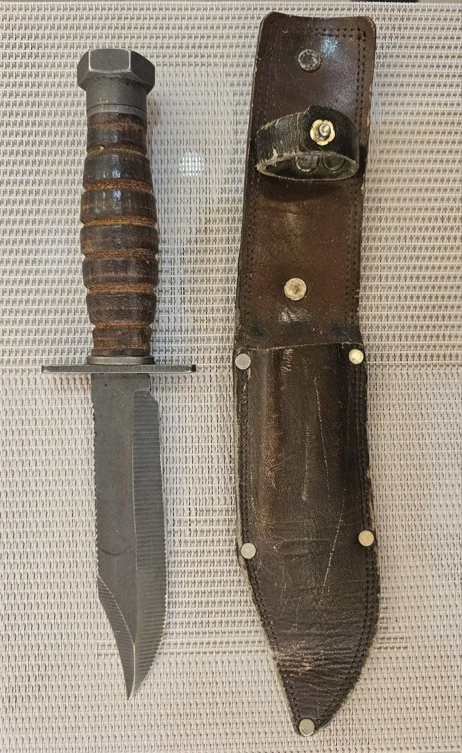 چاقوی  ارتش کانادا ۱۹۷۳|کلکسیون و سرگرمی|تهران, مرزداران|دیوار