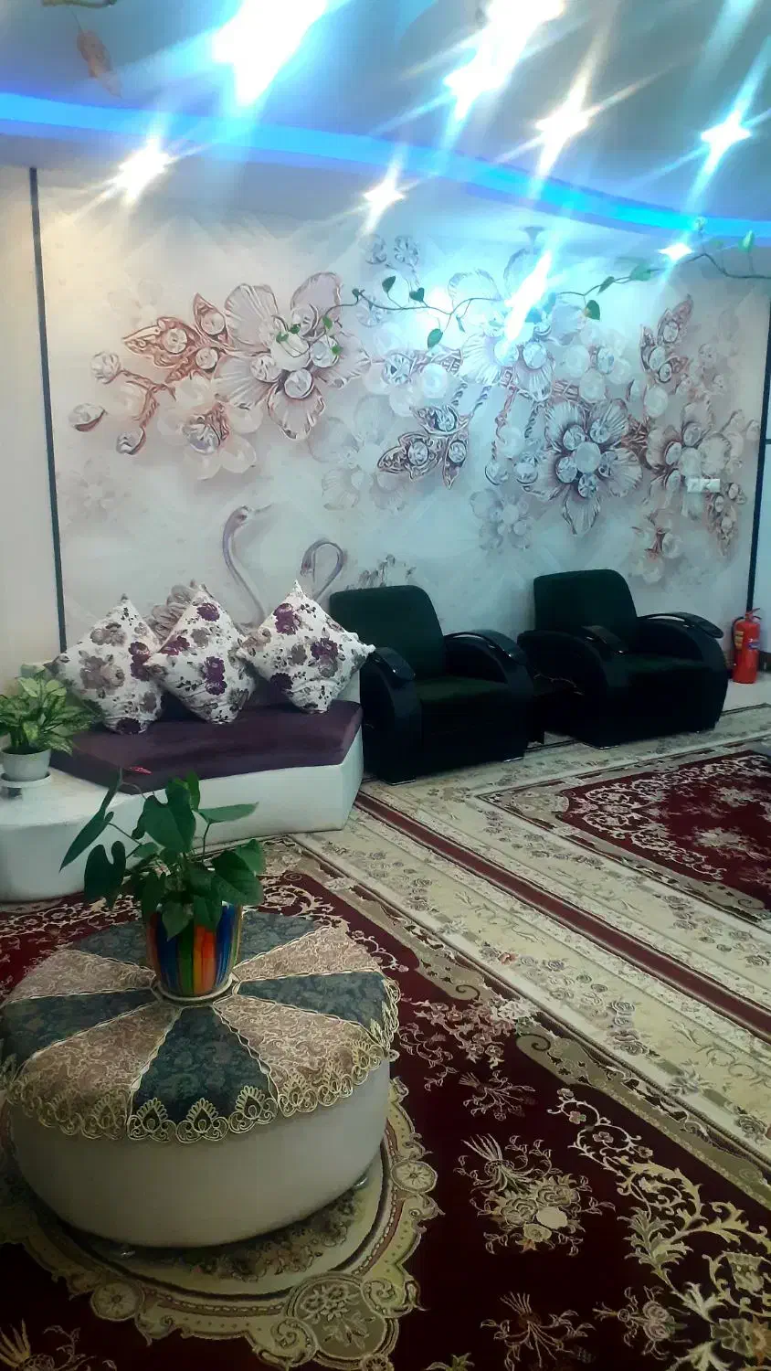 صدرا منزل مبله|اجارهٔ کوتاهمدت آپارتمان و سوئیت|شیراز, شهرک گلستان|دیوار