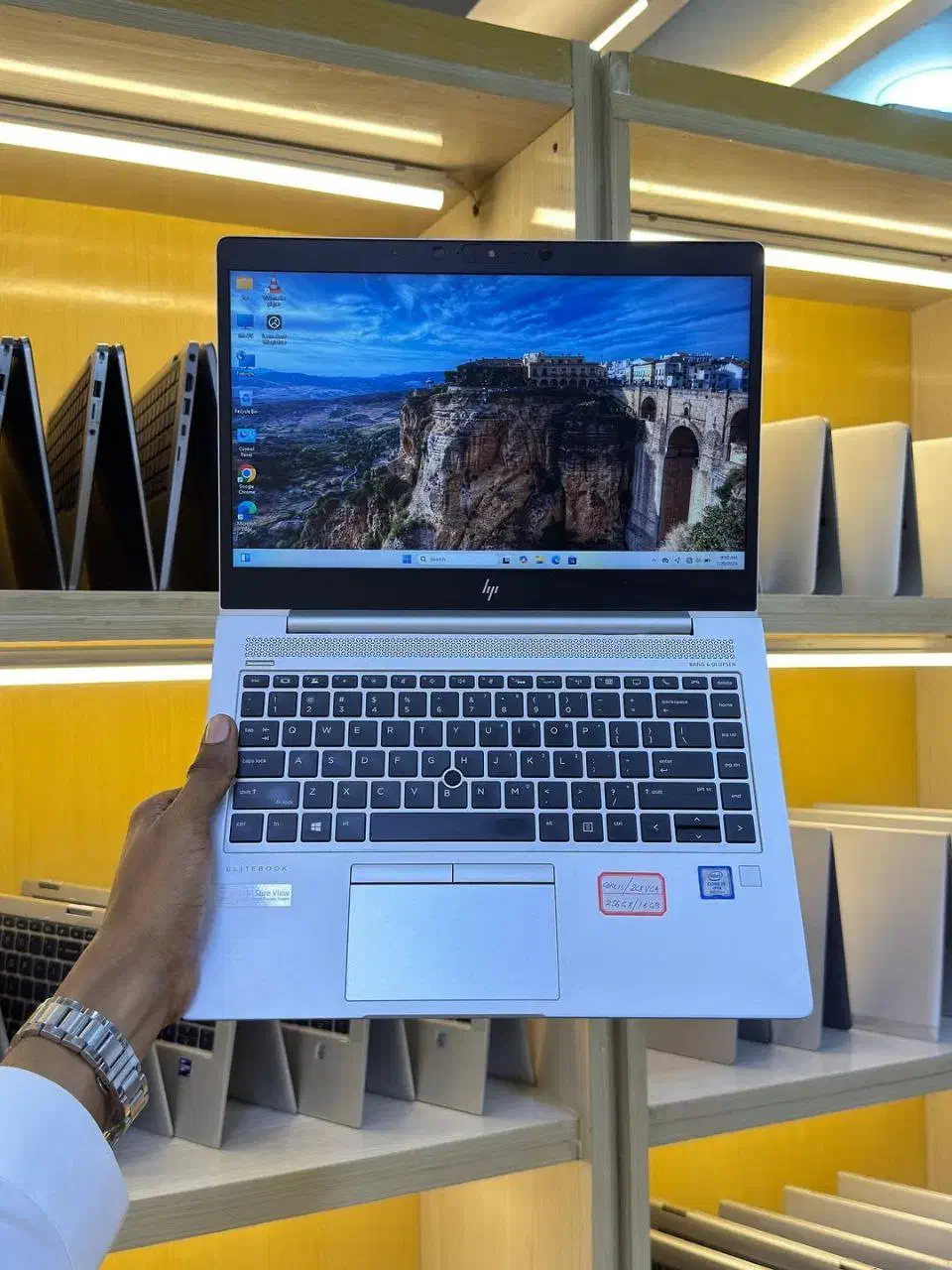 بزرگترین وارد کننده لپ تاپ استوک با گارانتی  اقساط|رایانه همراه|تهران, میرداماد|دیوار