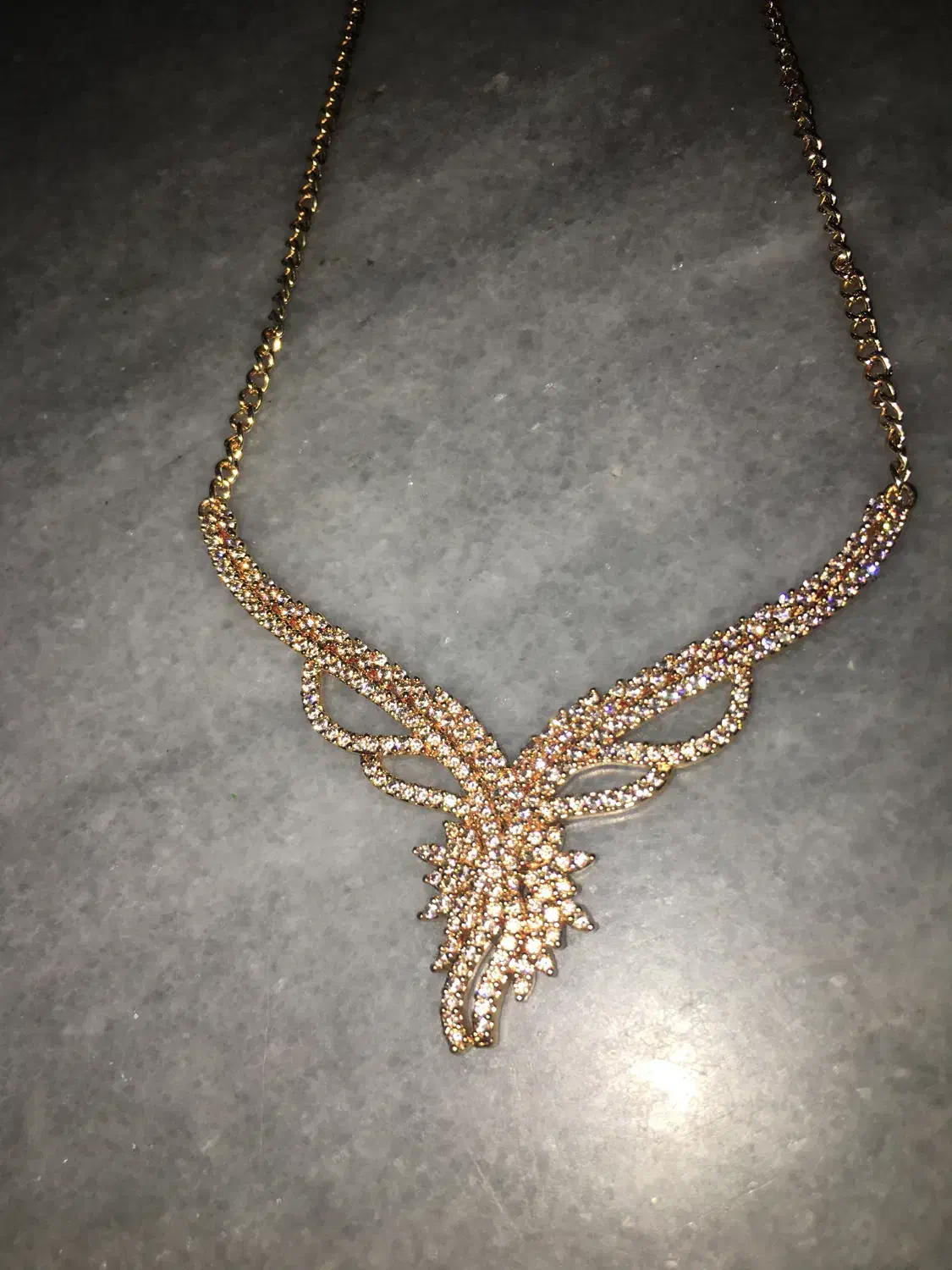 انبیژ|جواهرات|تربت جام, شیخ احمد جامی|دیوار