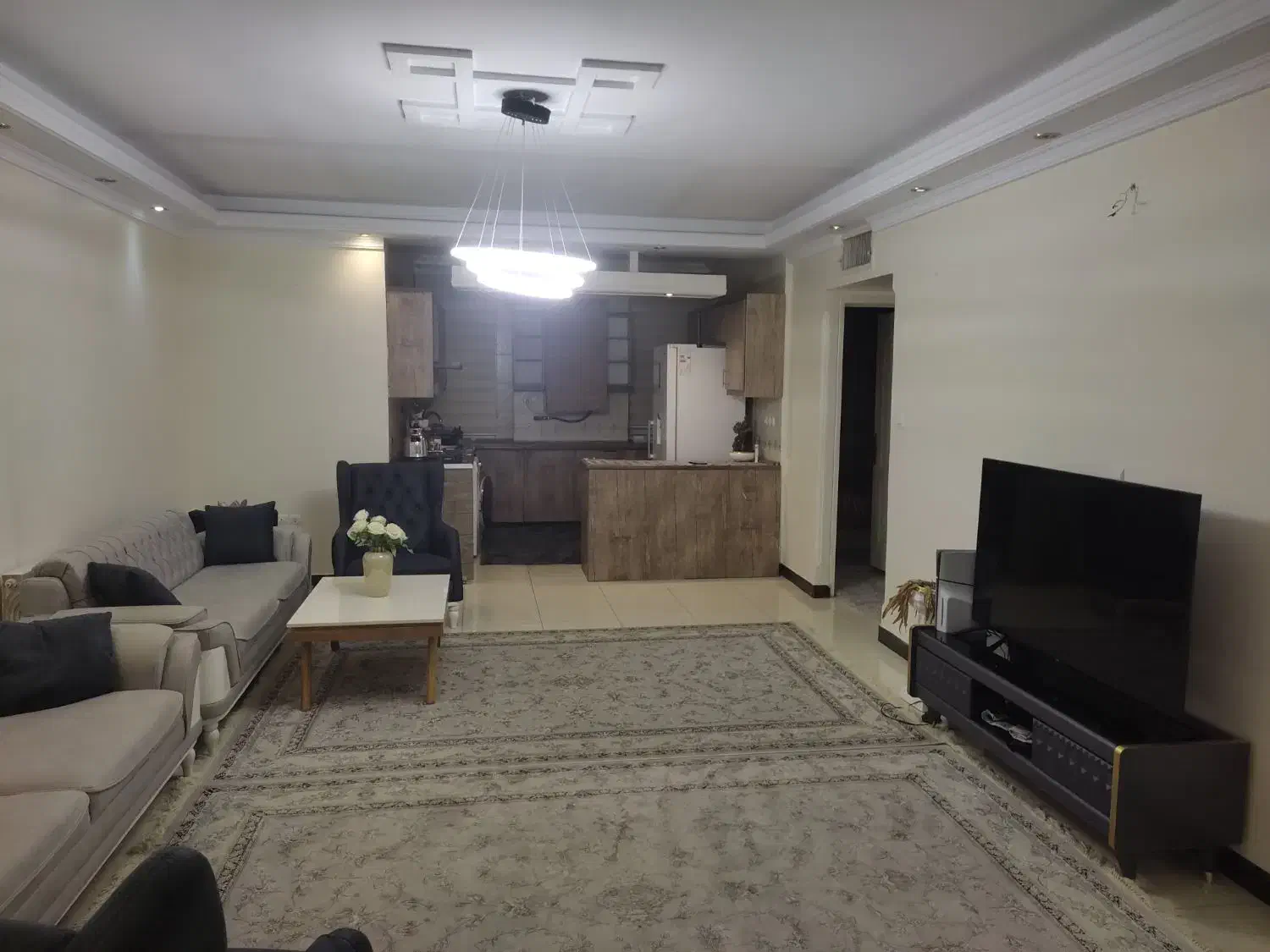 71 متر 2خ فول ، 13 ساله ، نورگیر جنوبی|فروش آپارتمان|تهران, تهرانپارس شرقی|دیوار