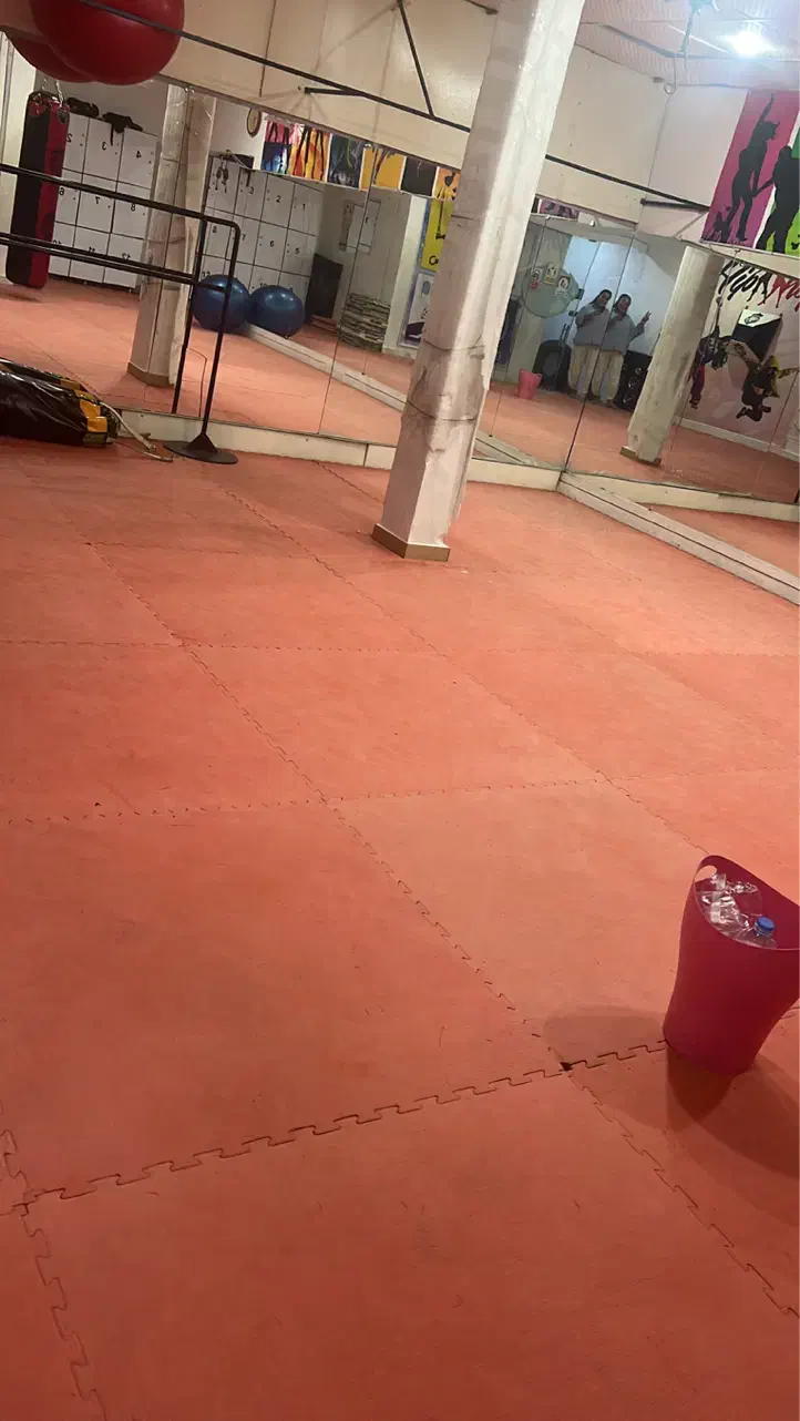 دستگاه بدنسازی و تجهیزات ورزشی|تجهیزات ورزشی|رشت, نظری|دیوار