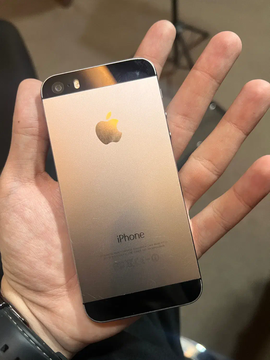 ایفون 5 s|موبایل|تهران, نیروی هوایی (پیروزی)|دیوار