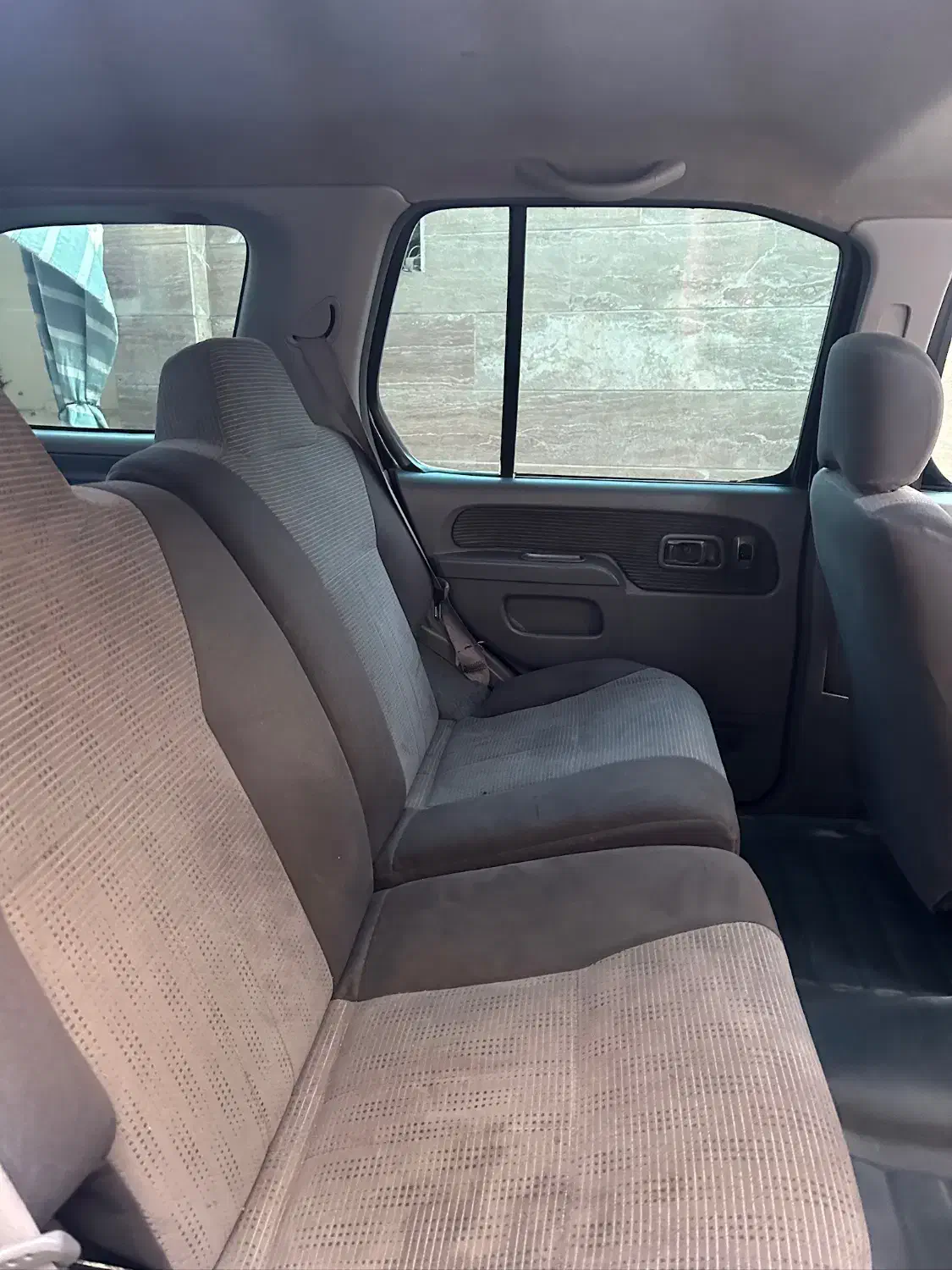 رونیز ۸۴ درجه یک|خودرو سواری و وانت|اصفهان, باغ فدک|دیوار