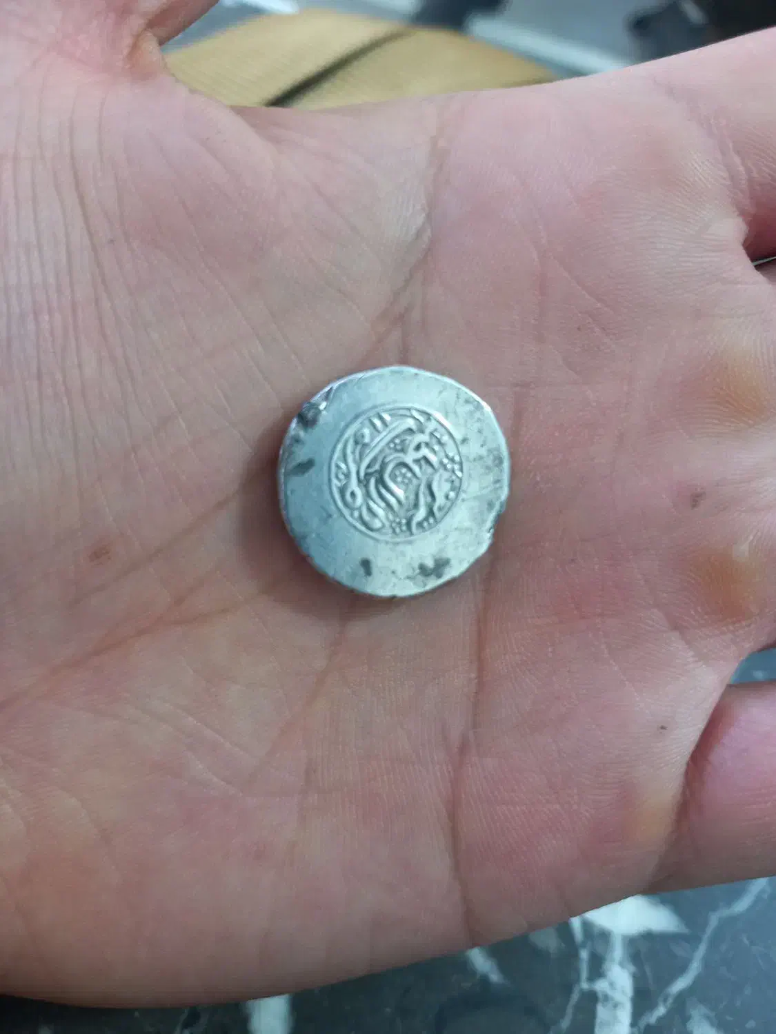 سکه ی صفوی|جواهرات|شاهین دژ, |دیوار