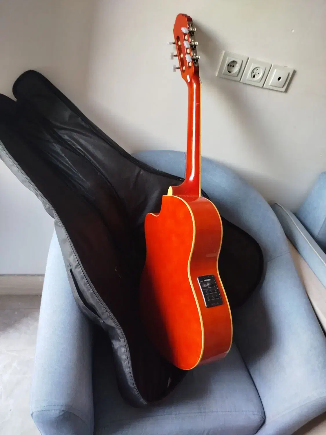 گیتار clariss|گیتار، بیس، امپلیفایر|دزفول, |دیوار