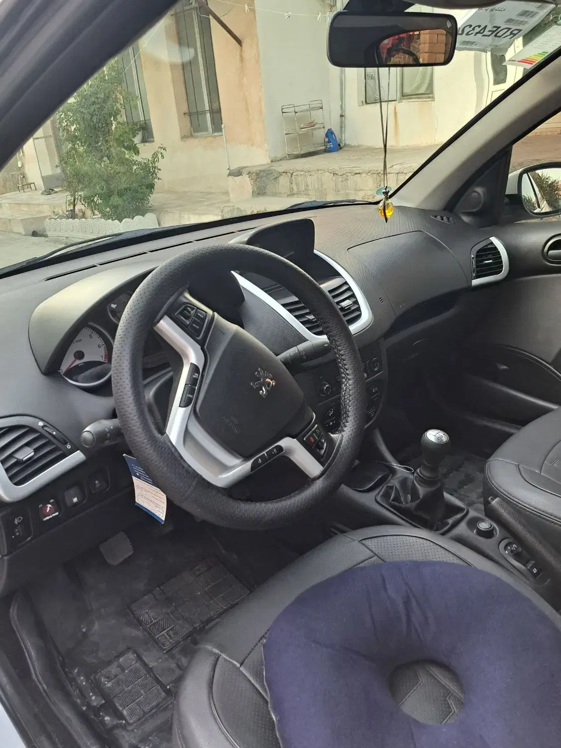 207 سقف فلز|خودرو سواری و وانت|کرمانشاه, |دیوار