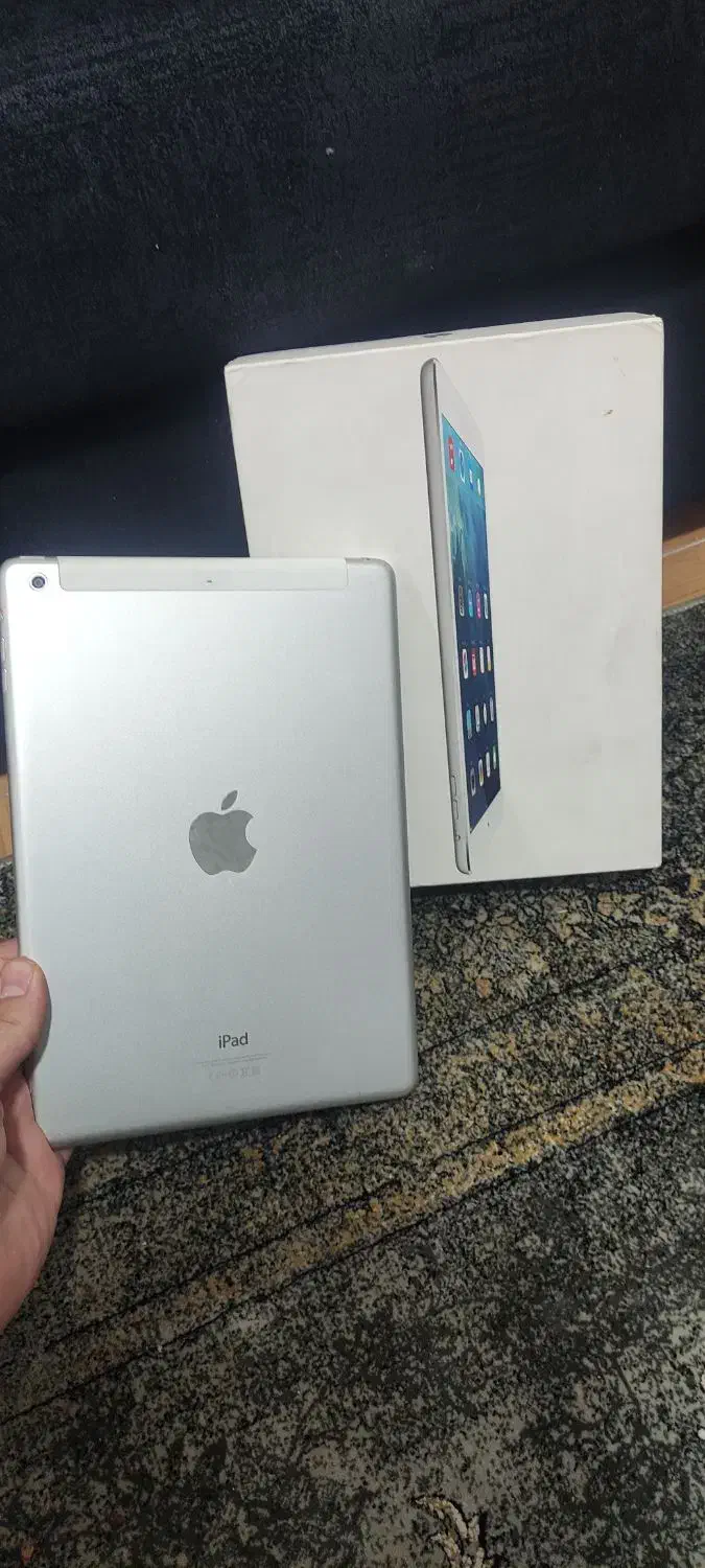 دو عدد ipad  air و th1|تبلت|مشهد, سجاد شهر|دیوار