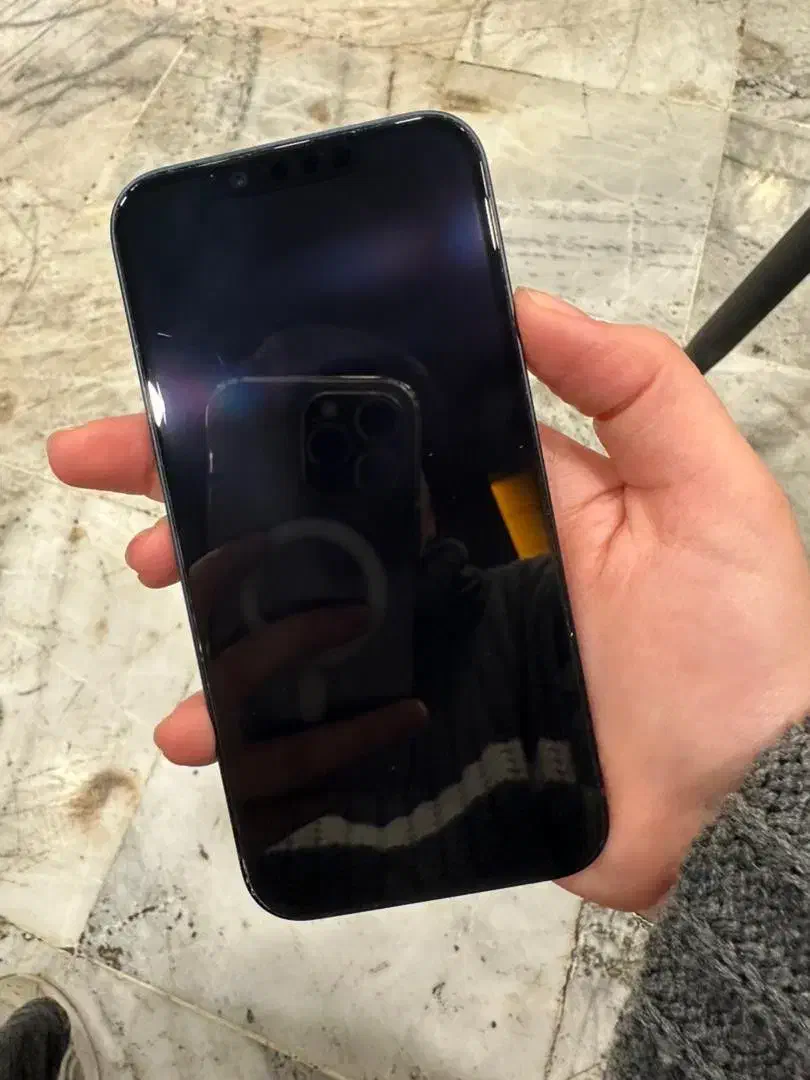 ایفون ۱۴ نرمال مشکی|موبایل|گنبد کاووس, |دیوار