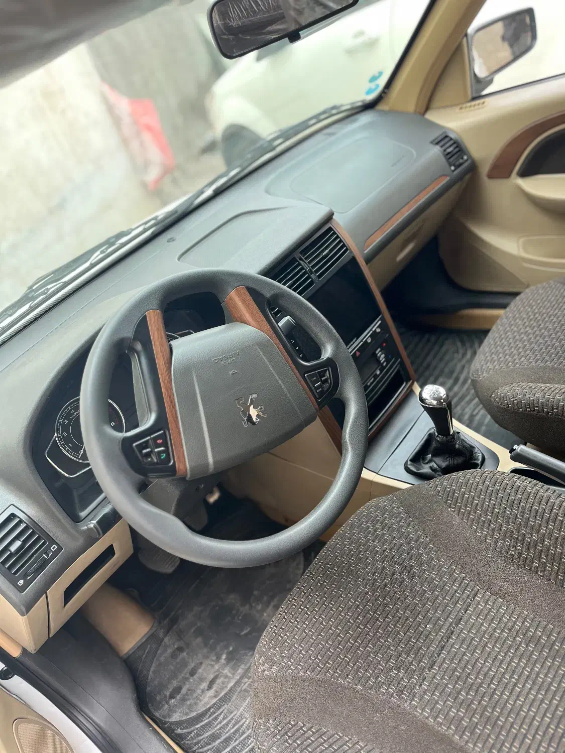 پارس اخر ۴۰۲|خودرو سواری و وانت|اردبیل, |دیوار