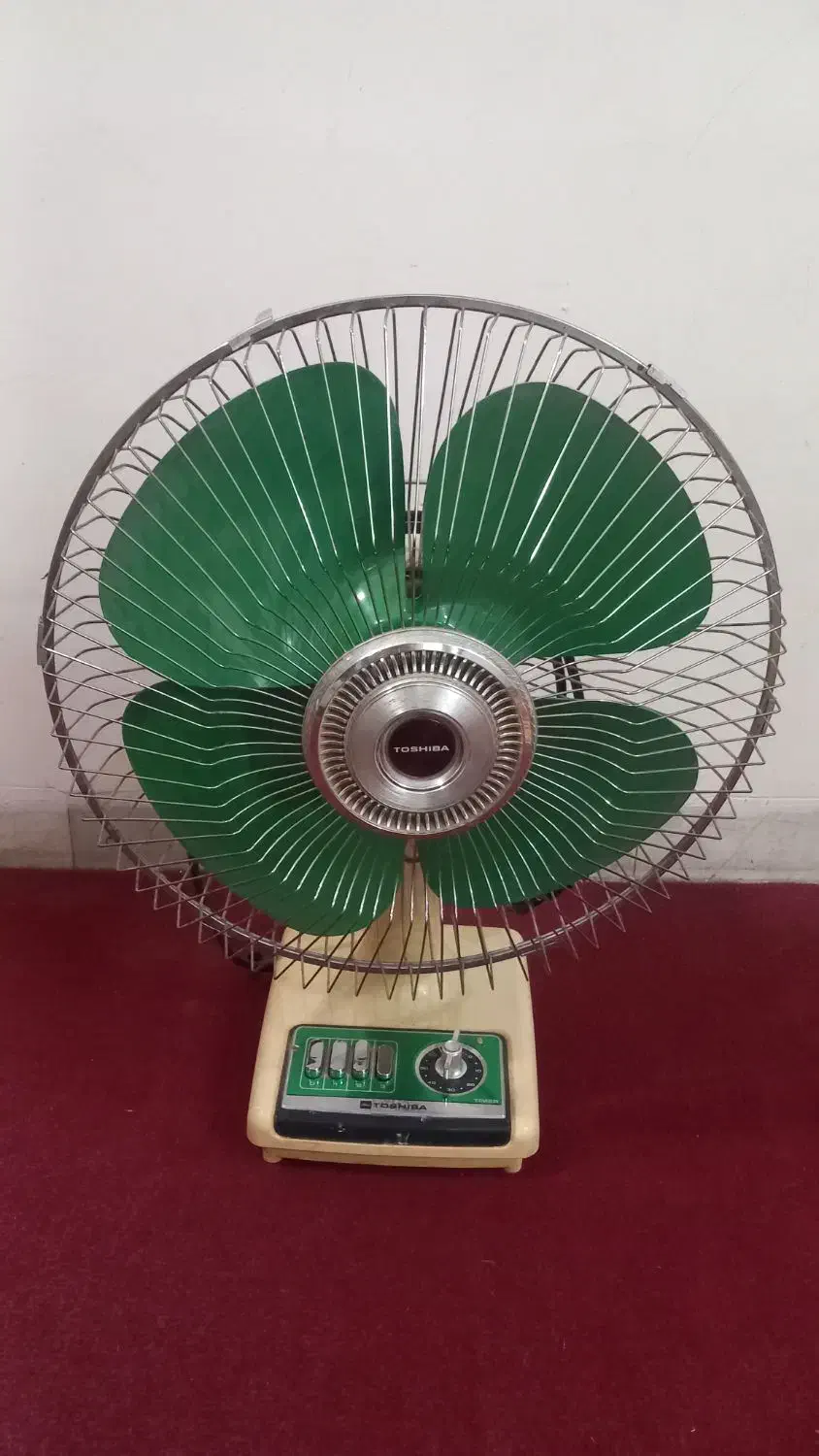 پنکه قدیمی|پنکه و تصفیهکنندهٔ هوا|یزد, |دیوار