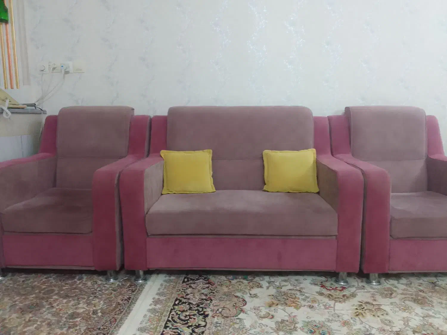 مبل راحتی|مبلمان خانگی و میز عسلی|تربتحیدریه, رضاشهر|دیوار