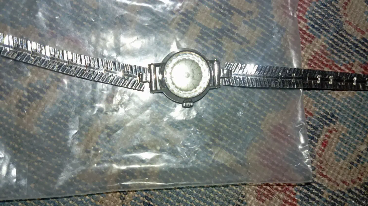 ساعت|ساعت|گرگان, |دیوار